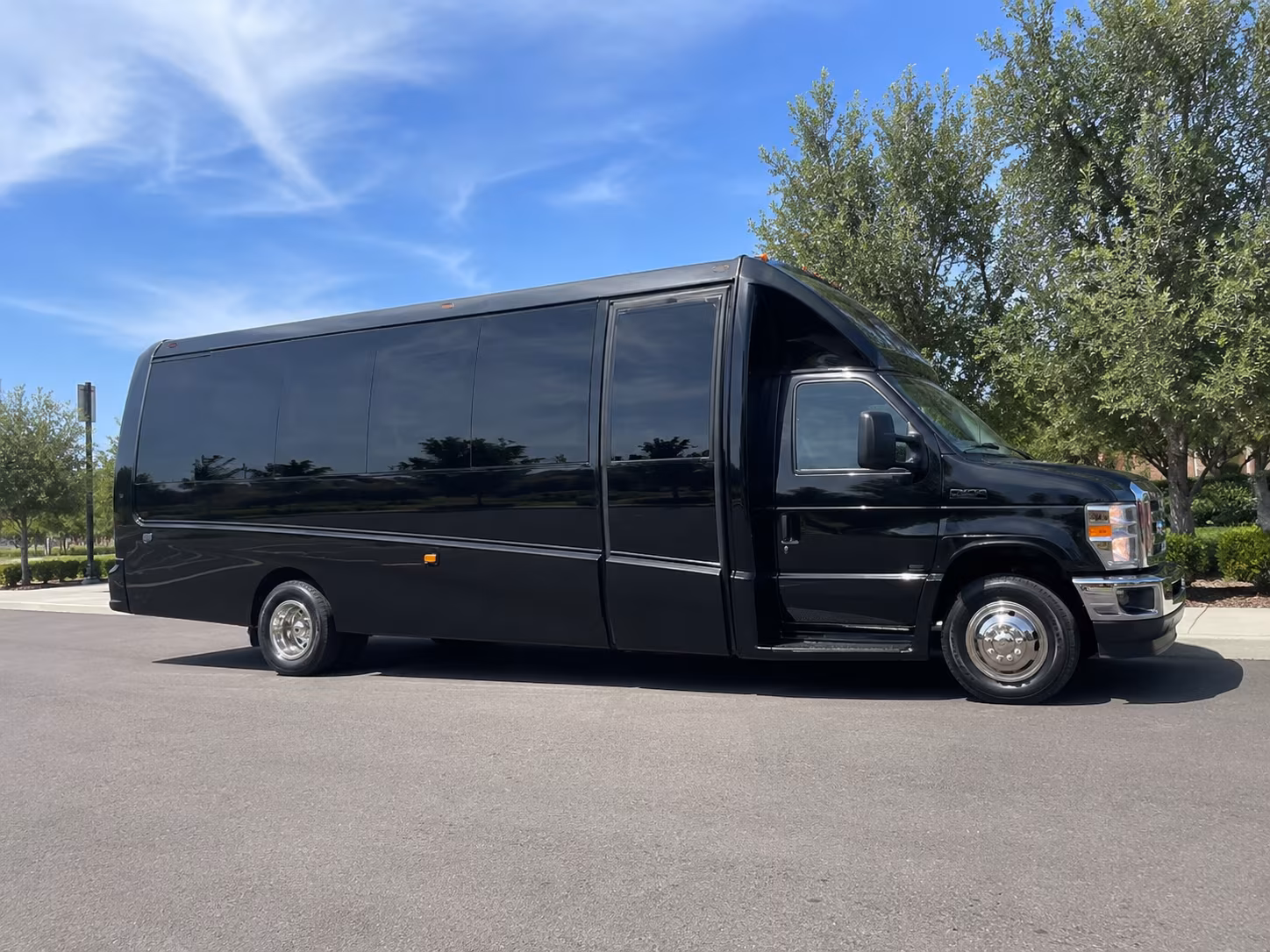 rent a field trip bus to san antonio museums and science centers