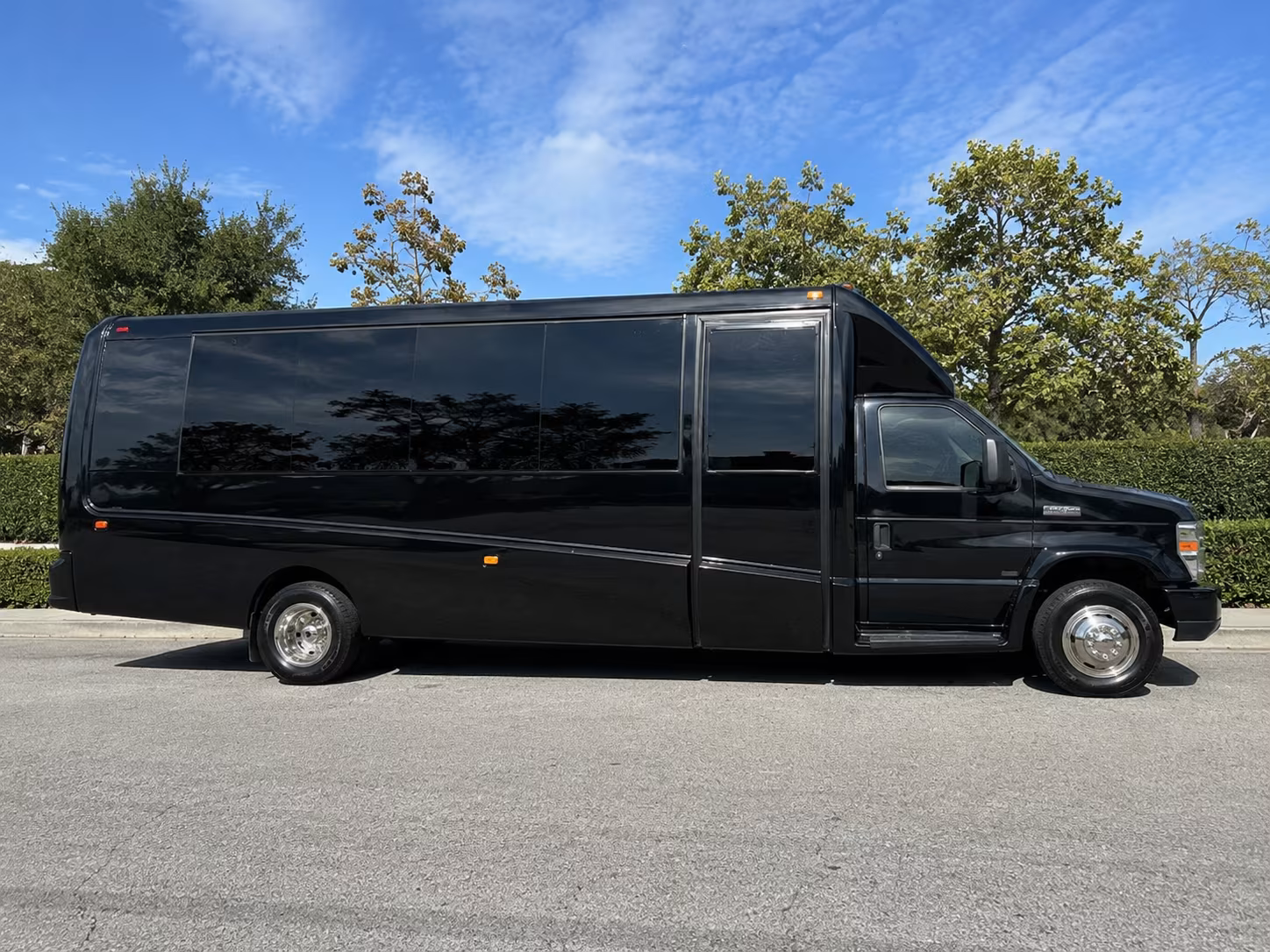 san antonio military base transfer and troop movement buses