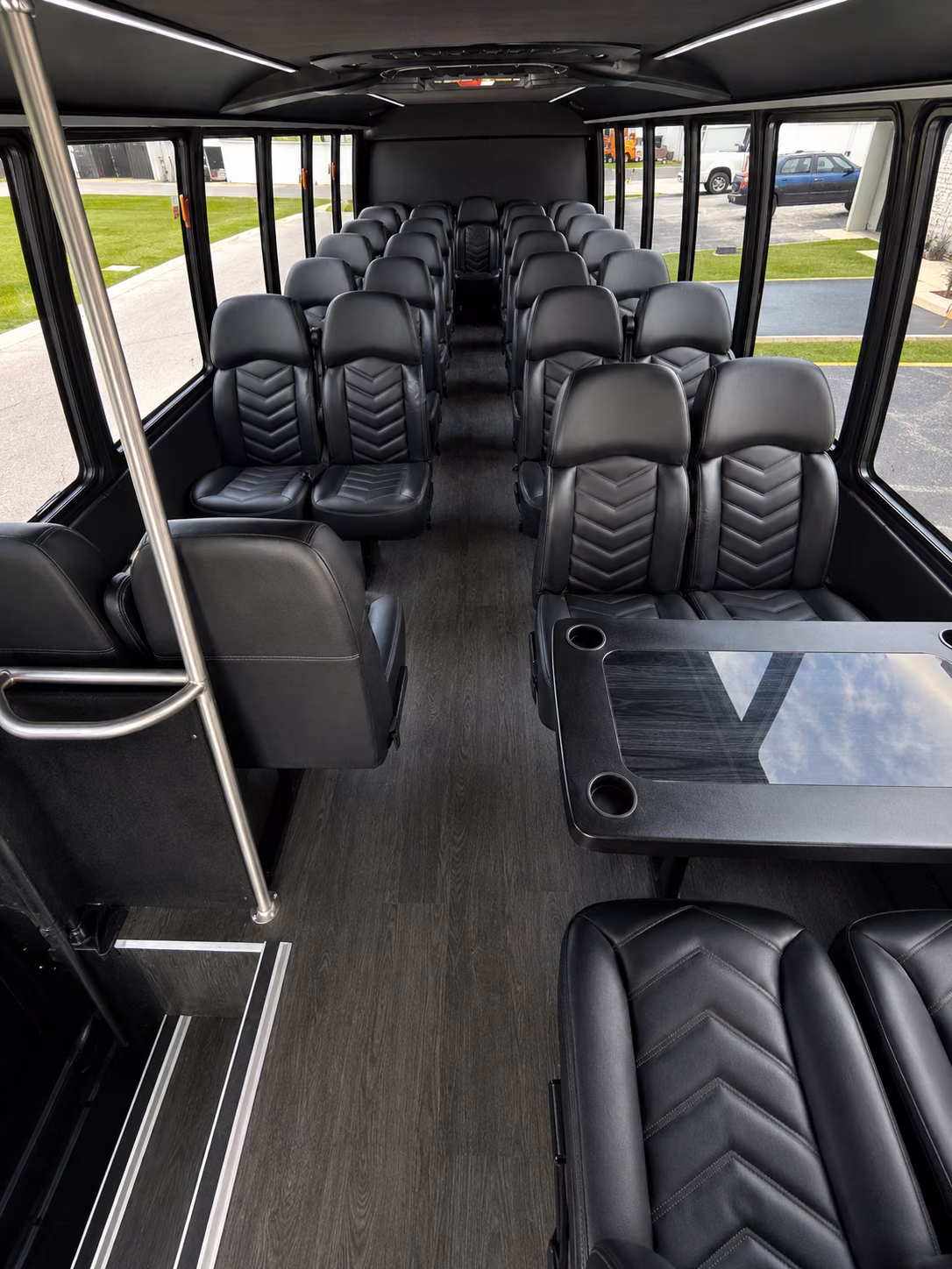 the bus type and amenities